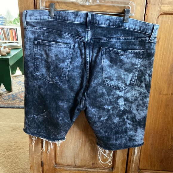 J Brand Cut Off Jeans - Picture 2 of 5